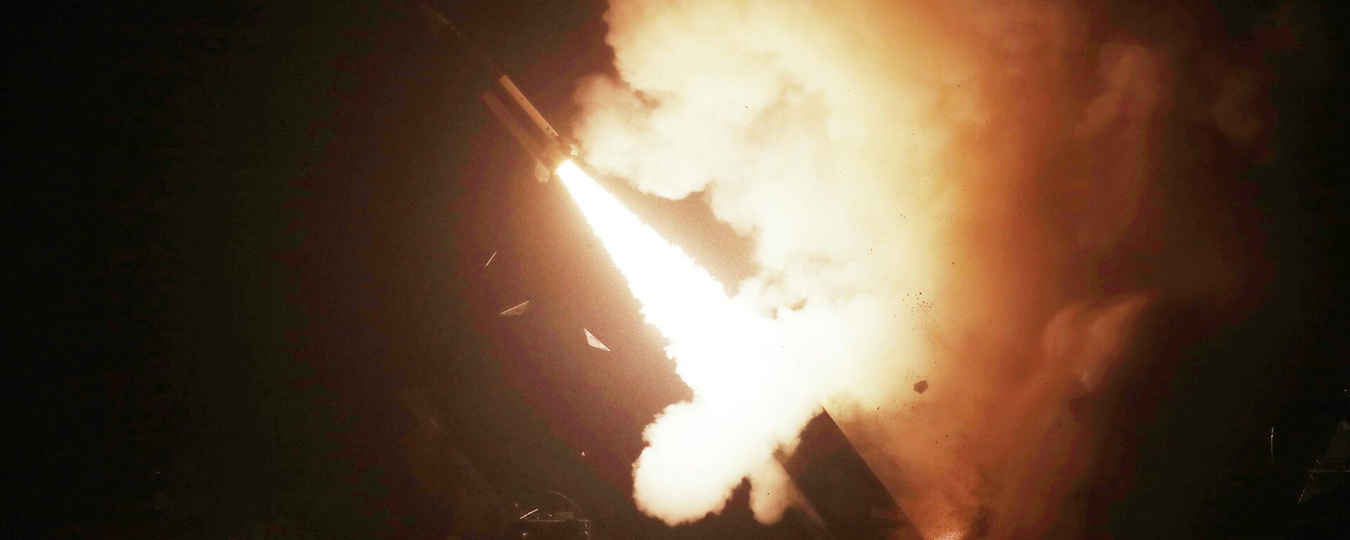 Военные учения США и Южной Кореи с использованием Армейского тактического ракетного комплекса - اسپوتنیک ایران  , 1920, 07.08.2023