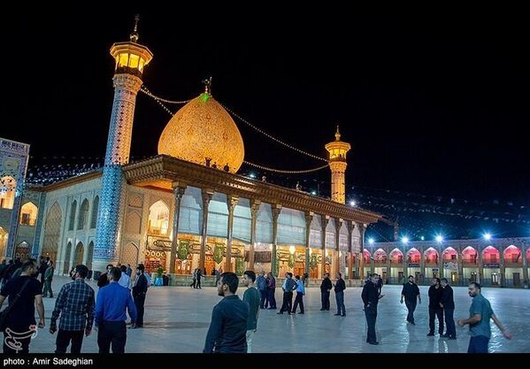 На месте стрельбы у мавзолея Шах-Черах в иранском Ширазе - اسپوتنیک ایران  