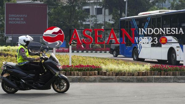 Логотип саммита АСЕАН в Индонезии  - اسپوتنیک ایران  