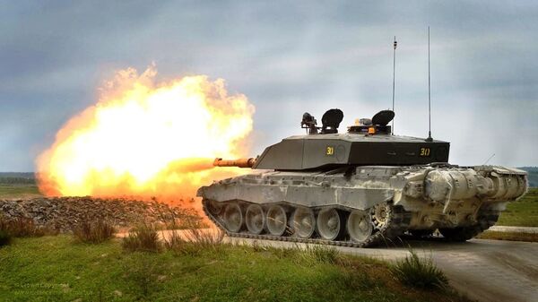 Challenger 2 tank live firing during exercise - اسپوتنیک ایران  