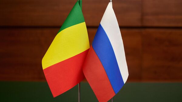 Flags of Russia and Mali - اسپوتنیک ایران  