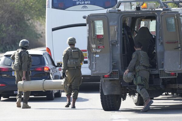 سربازان اسرائیلی در حال آماده باش در حومه عسقلان. - اسپوتنیک ایران  