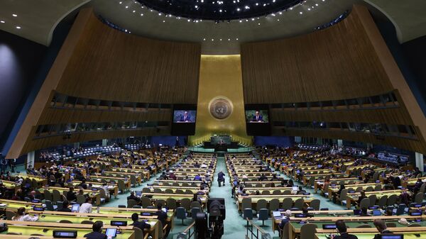 Министр иностранных дел РФ Сергей Лавров выступает на общеполитической дискуссии 78-й сессии Генасамблеи ООН в штаб-квартире ООН - اسپوتنیک ایران  