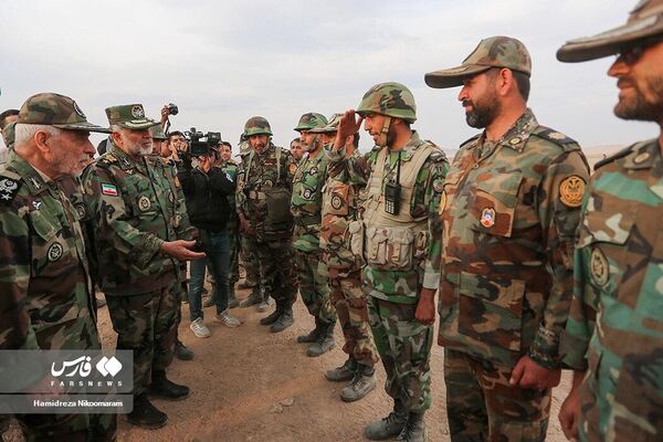 Масштабные учения сухопутных войск Ирана - اسپوتنیک ایران  