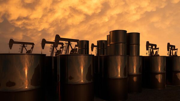 اعلام میزان تولید روزانه نفت توسط ایران در فوریه 2024 - اسپوتنیک ایران  