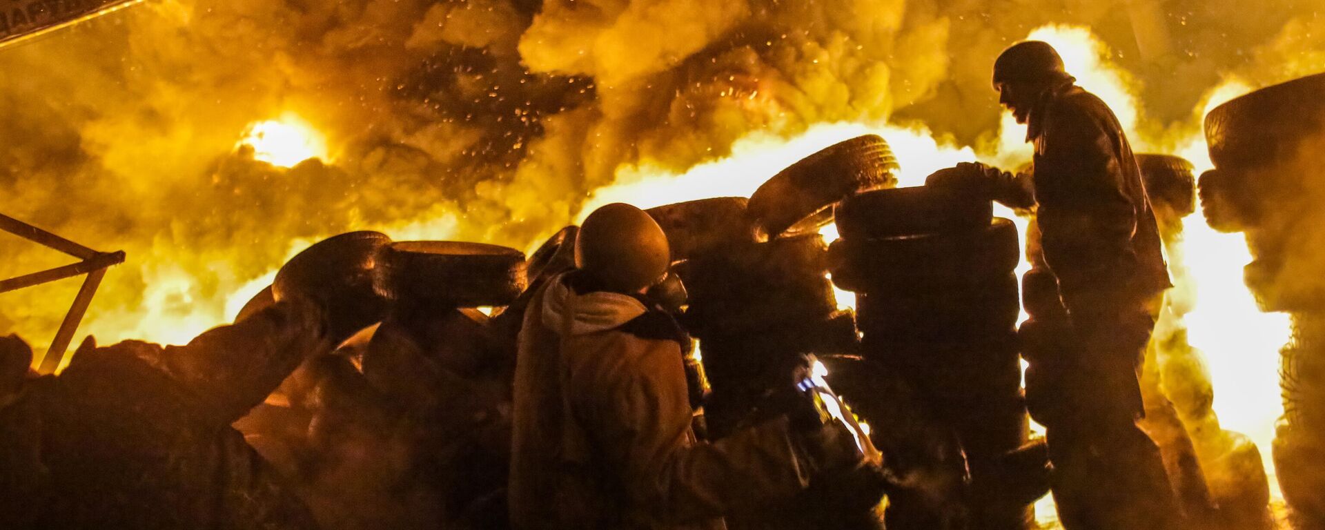 Столкновения протестующих с милицией в центре Киева - اسپوتنیک ایران  , 1920, 22.03.2024