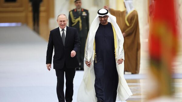 پوتین و محمد بن زید آل نهیان، رئیس امارات متحده عربی - اسپوتنیک ایران  