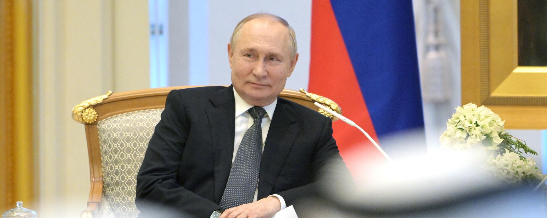 Президент РФ Владимир Путин во время российско-эмиратских переговоров в Абу-Даби - اسپوتنیک ایران  , 1920, 06.12.2023