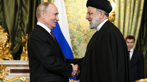 Встреча президента РФ В. Путина и президента Ирана Э. Раиси - اسپوتنیک ایران  