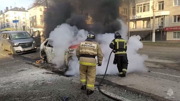 گلوله باران ساختمان های مسکونی در شهر بلگورود روسیه توسط ارتش اوکراین  - اسپوتنیک ایران  