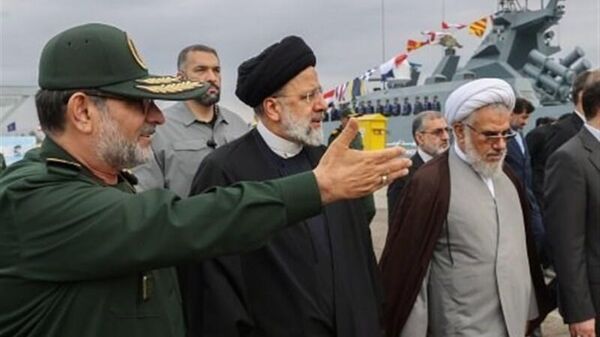 بازدید رئیسی از نمایشگاه توانمندی‌های نیروی دریایی سپاه - اسپوتنیک ایران  