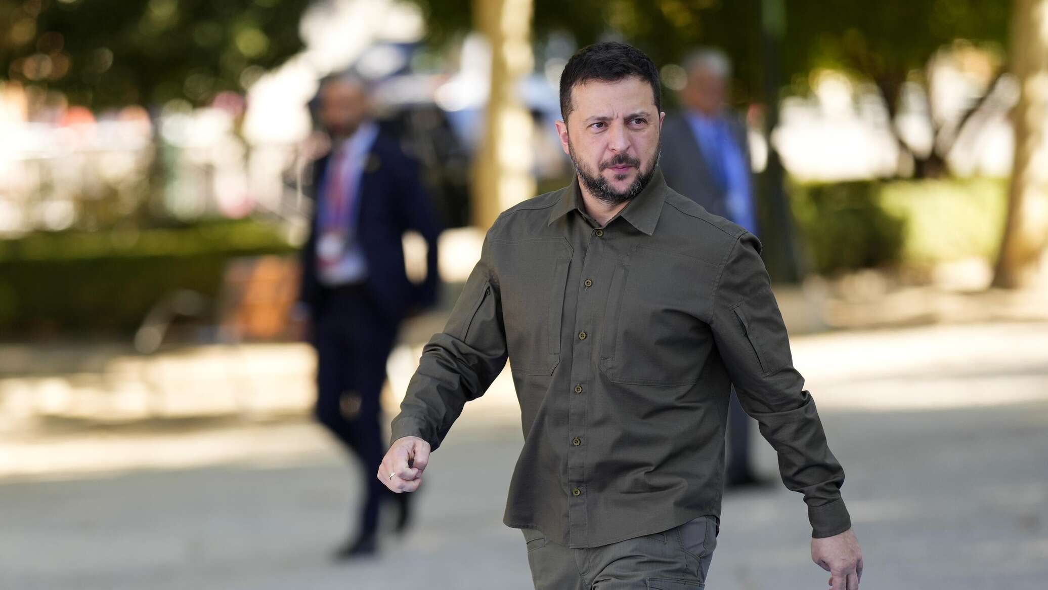 کارشناس : زلنسکی در انتظار تغییر سیاست بوداپست پس از انتخابات مجارستان دچار اشتباه میشود