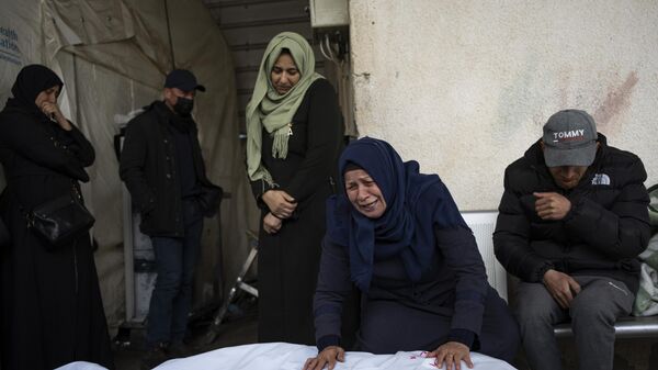 Жертвы израильских авиаударов по городу Рафах  - اسپوتنیک ایران  