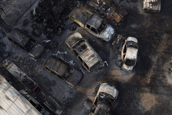 خودروهای سوخته پس از آتش سوزی در تگزاس. چهارشنبه، 28 فوریه 2024. - اسپوتنیک ایران  