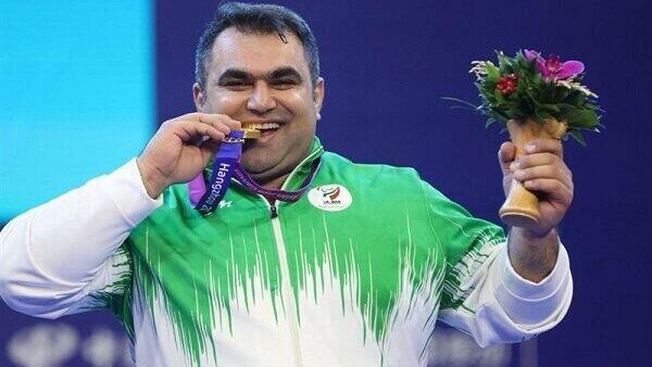 امین‌زاده با کسب مدال طلا قوی‌ترین پاراوزنه‌بردار جهان شد - اسپوتنیک ایران  
