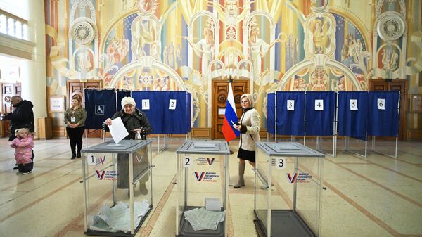 انتخابات روسیه نمایش اقتدار حاکمیت این کشور - اسپوتنیک ایران  