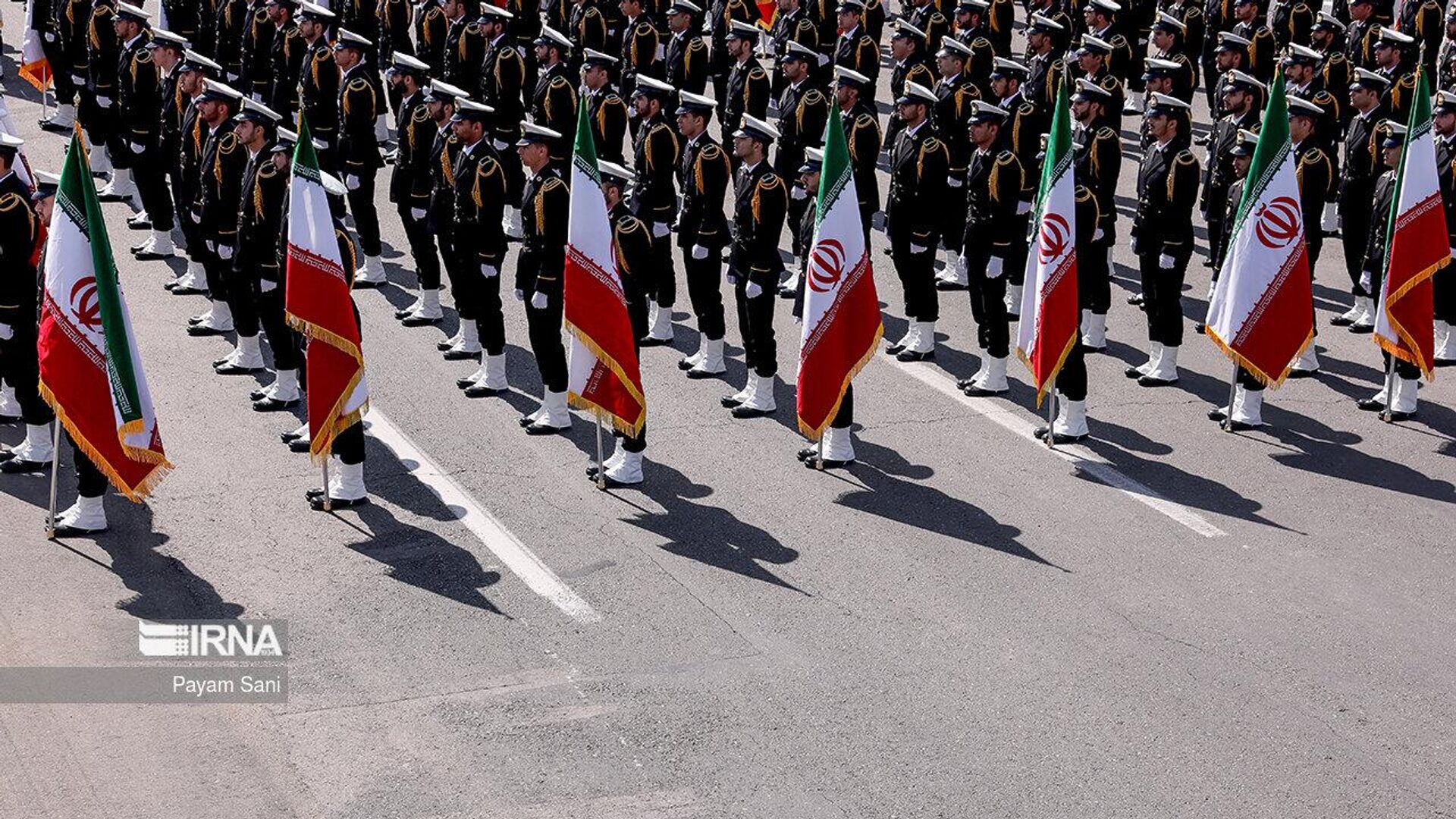 امروز روز ارتش در ایران برگزار می شود + فیلم و عکس