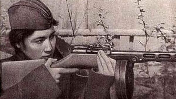 تصاویر اسپوتنیک از تک تیراندازان زن جنگ جهانی دوم.
