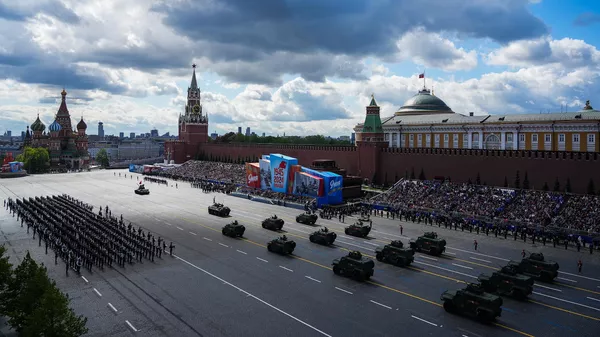 Генеральная репетиция парада к 79-летию Победы в Великой Отечественной войне на Красной площади в Москве Генеральная репетиция парада к 79-летию Победы в Великой Отечественной войне на Красной площади в Москве - اسپوتنیک ایران