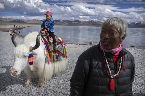 دریاچه سحر آمیز نامتسو در تبت. - اسپوتنیک ایران  