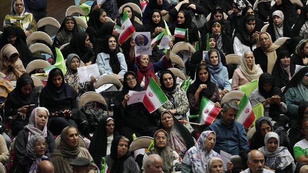 Сторонники Mohammad Bagher Qalibaf в Иране  - اسپوتنیک ایران  