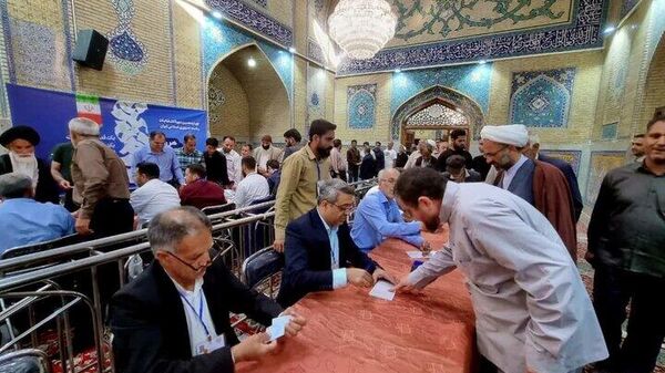 آغاز مرحله  دوم انتخابات ریاست جمهوری در ایران  - اسپوتنیک ایران  