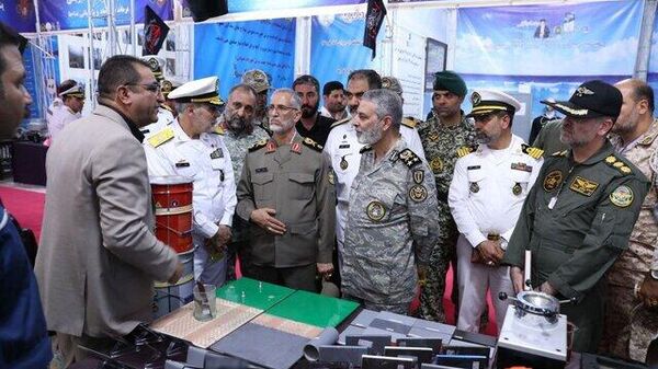 نمایشگاه دستاوردهای علمی و فنی نیروی دریایی ارتش ایران  در شهر سیرجان - اسپوتنیک ایران  