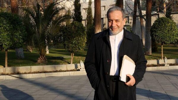 ایران پاسخ به نامه رئیس‌جمهور آمریکا را از طریق عمان ارسال کرد - اسپوتنیک ایران  