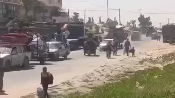پس از هشدار ارتش اسرائیل مبنی بر تخلیه مناطق رفح، هزاران خانواده فلسطینی مجبور به ترک این شهر در جنوب نوار غزه شدند - اسپوتنیک ایران  