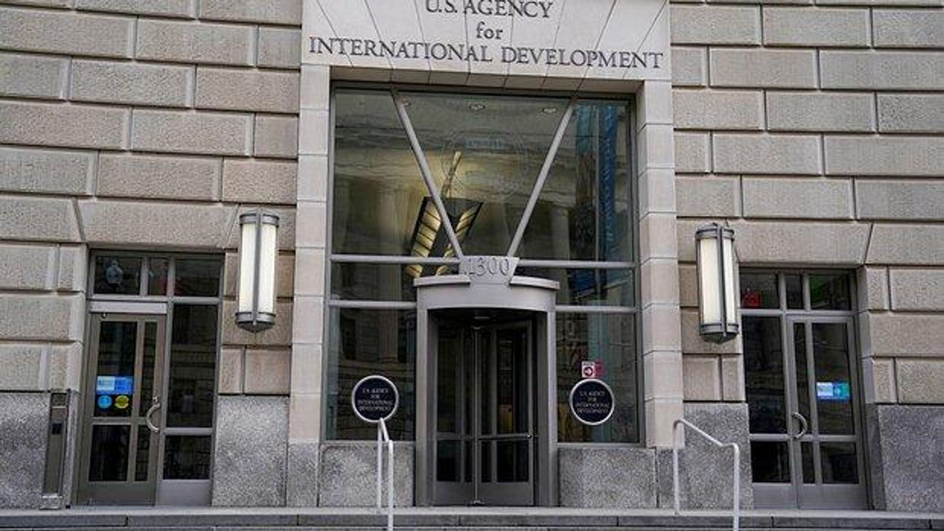 پایان بودجه USAID: پیامدها برای اوکراین پایان بودجه USAID: پیامدها برای اوکراین - اسپوتنیک ایران , 1920, 15.04.2025