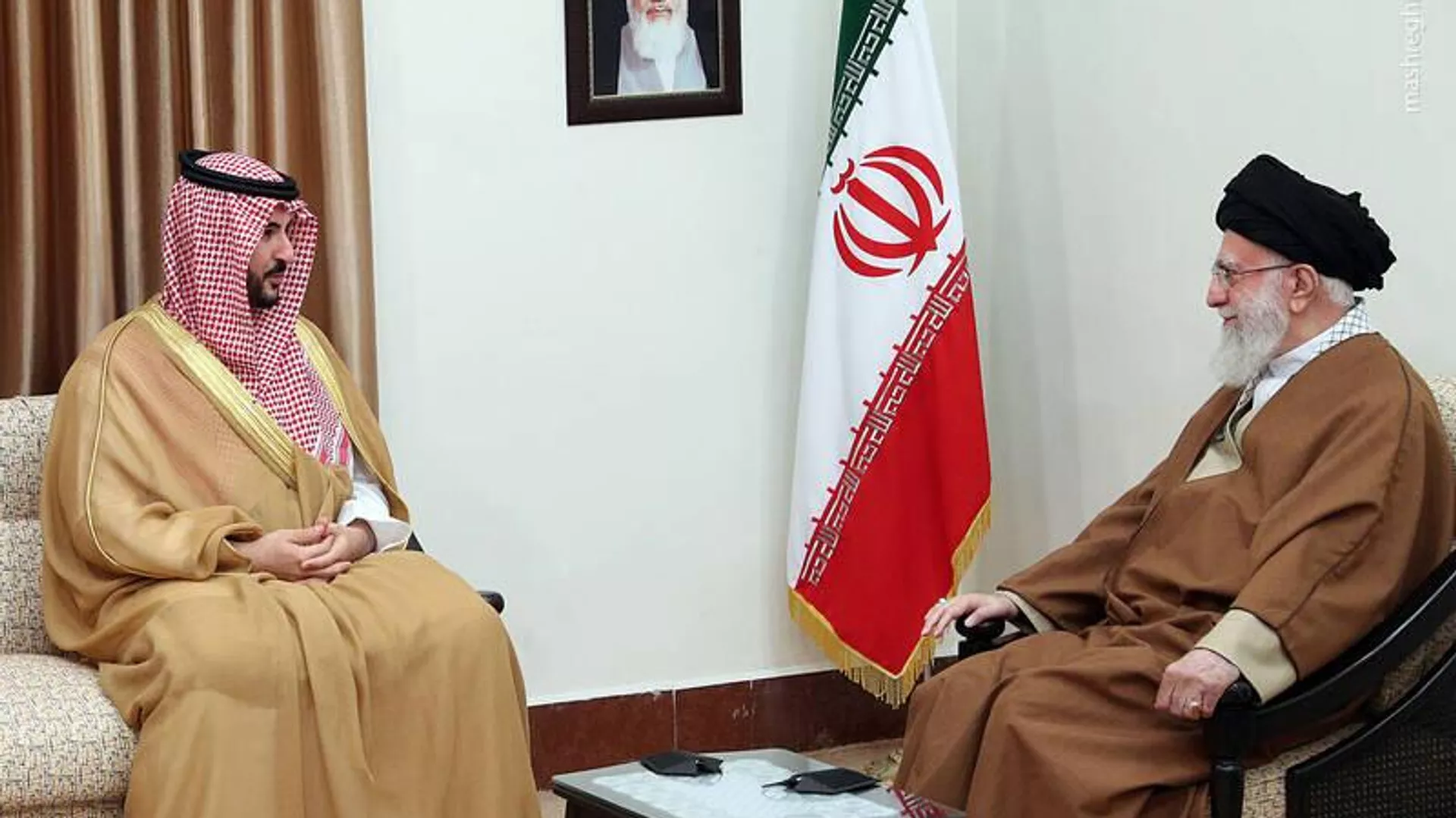 سفر خالد بن سلمان به تهران؛ نشانهای از تغییر استراتژیک در سیاست خارجی عربستان سفر خالد بن سلمان به تهران؛ نشانهای از تغییر استراتژیک در سیاست خارجی عربستان - اسپوتنیک ایران , 1920, 18.04.2025