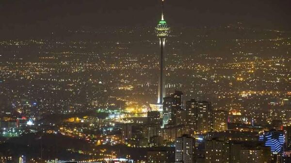 مزدور خیانتکار یا معترض؟ - اسپوتنیک ایران  