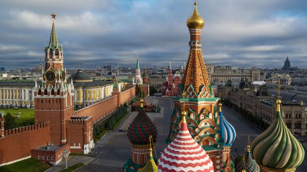 Купола Храма Василия Блаженного на Красной площади в Москве - اسپوتنیک ایران  