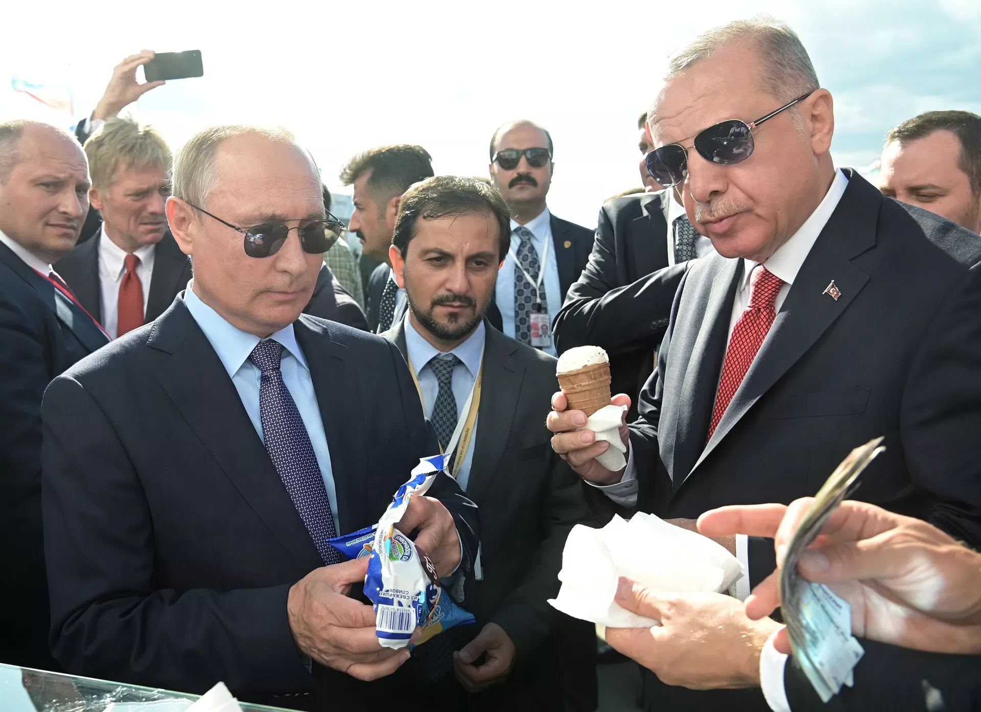 Президент РФ В. Путин и президент Турции Р. Т. Эрдоган посетили авиасалон МАКС 2019 - اسپوتنیک ایران  , 1920, 07.05.2025