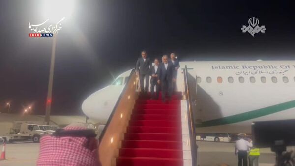 وزیر امور خارجه ایران وارد قطر شد - اسپوتنیک ایران  