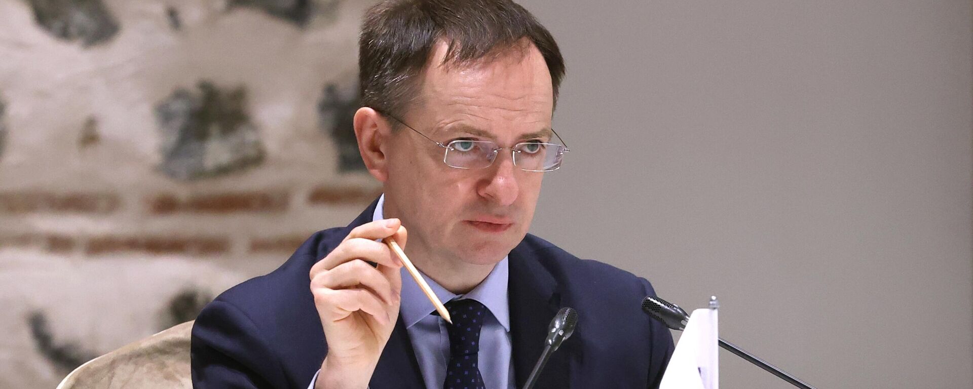 Помощник президента РФ Владимир Мединский во время российско-украинских переговоров в Стамбуле - اسپوتنیک ایران  , 1920, 02.06.2025