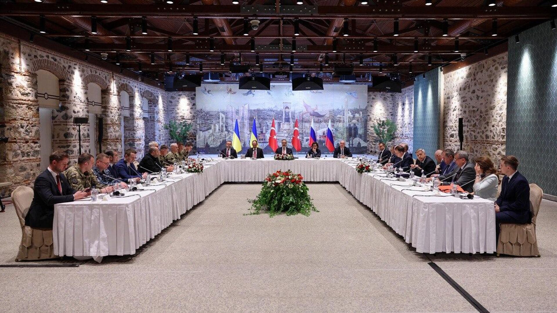 Переговоры представителей России, Украины и Турции в Стамбуле Переговоры представителей России, Украины и Турции в Стамбуле - اسپوتنیک ایران , 1920, 28.05.2025