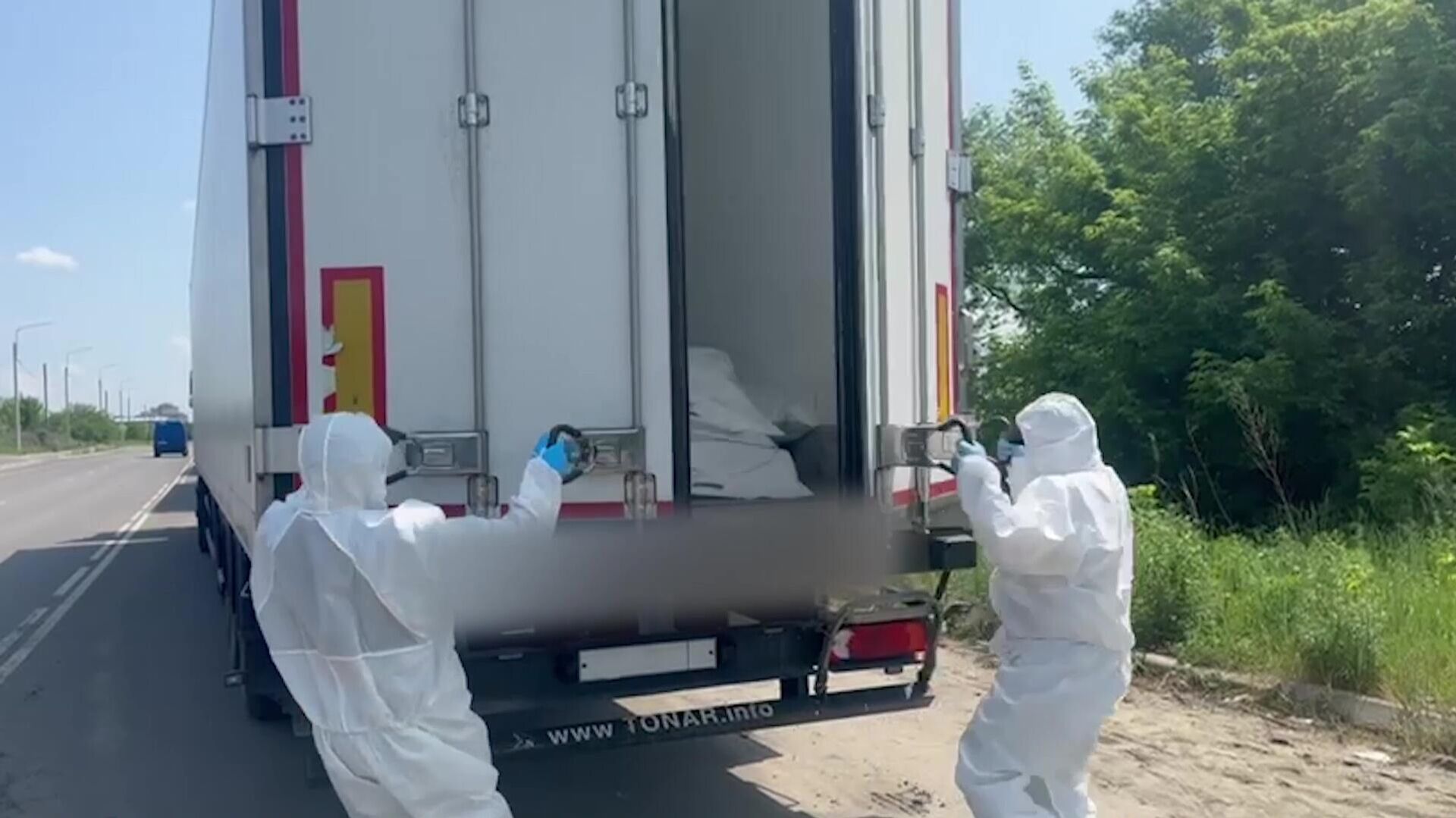 A convoy carrying the bodies of fallen Ukrainian soldiers has arrived at the exchange area. A convoy carrying the bodies of fallen Ukrainian soldiers has arrived at the exchange area. - اسپوتنیک ایران , 1920, 07.06.2025