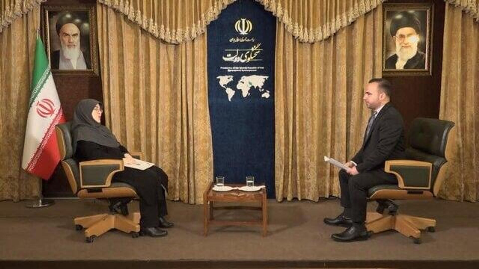 سخنگوی دولت ایران: حجم و عمق اطلاعات به دست آمده از اسرائیل بسیار بالاست سخنگوی دولت ایران: حجم و عمق اطلاعات به دست آمده از اسرائیل بسیار بالاست - اسپوتنیک ایران , 1920, 10.06.2025