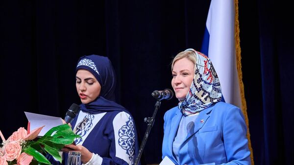 تصاویری از سفر اولگا لوبیمووا، وزیر فرهنگ روسیه به ایران برای بازدید کاری - اسپوتنیک ایران  