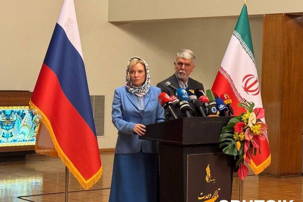 هفته فرهنگ روسیه در تهران به اوج رسید هفته فرهنگ روسیه در تهران به اوج رسید - اسپوتنیک ایران