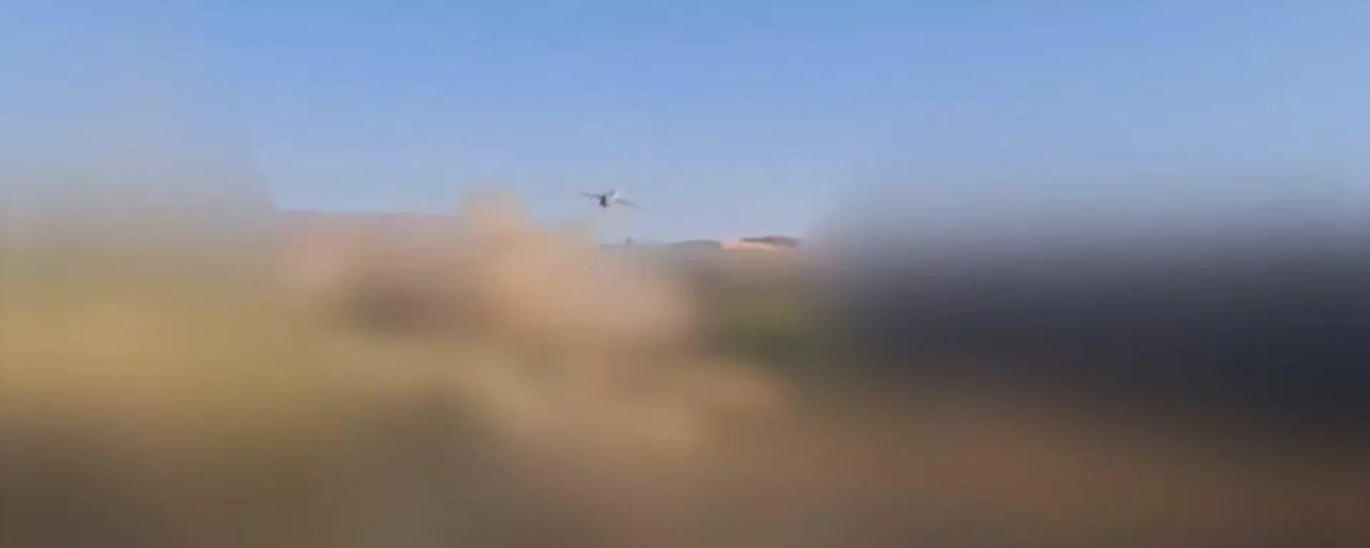 تصاویر جدید از پرتاب چندین فروند پهپاد آرش 1 و 2 ارتش به مواضع اسرائیل - اسپوتنیک ایران  , 1920, 21.06.2025
