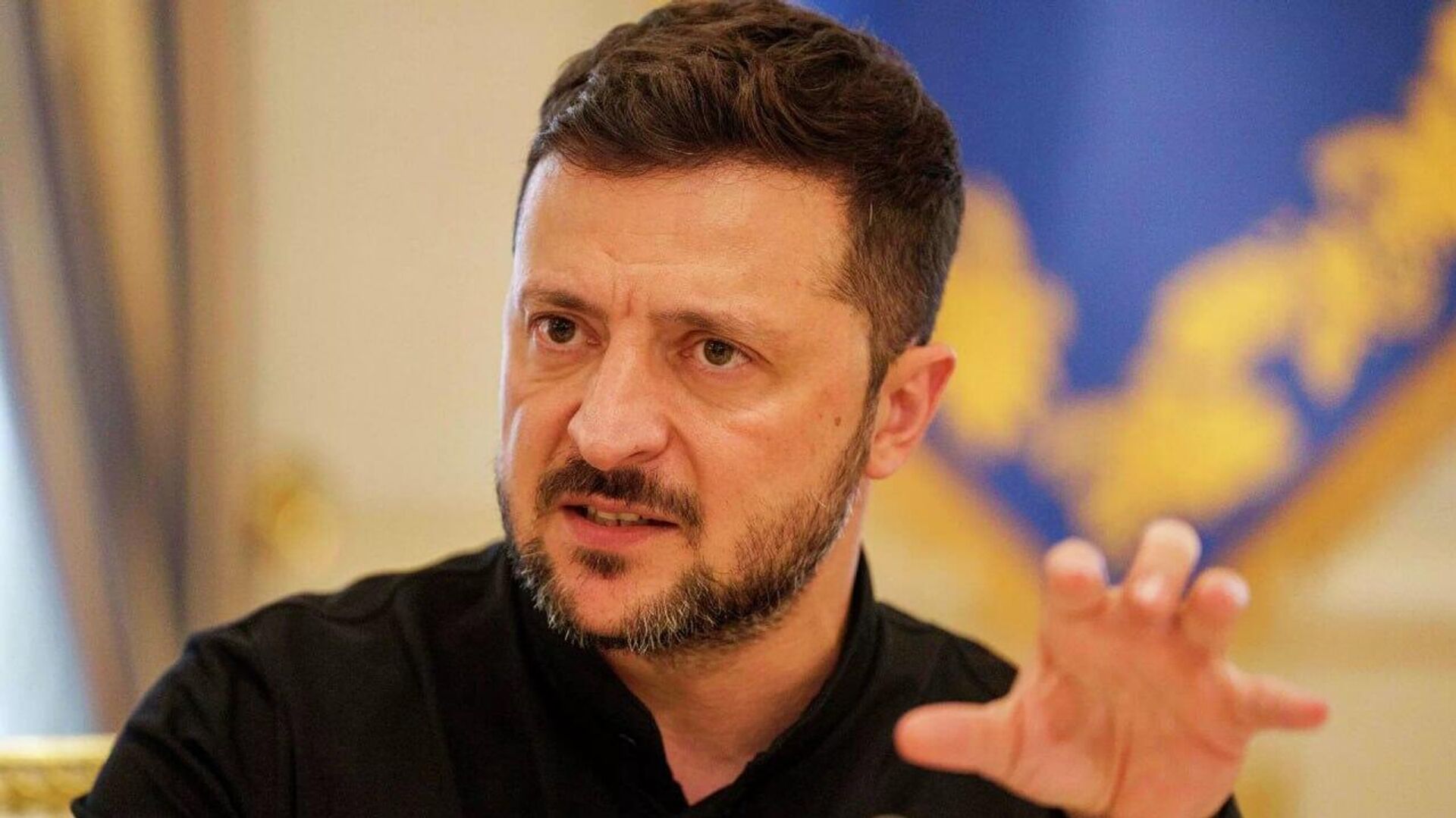 زلنسکی با غصب قدرت، مردم اوکراین را قربانی کرد زلنسکی با غصب قدرت، مردم اوکراین را قربانی کرد - اسپوتنیک ایران , 1920, 24.07.2025