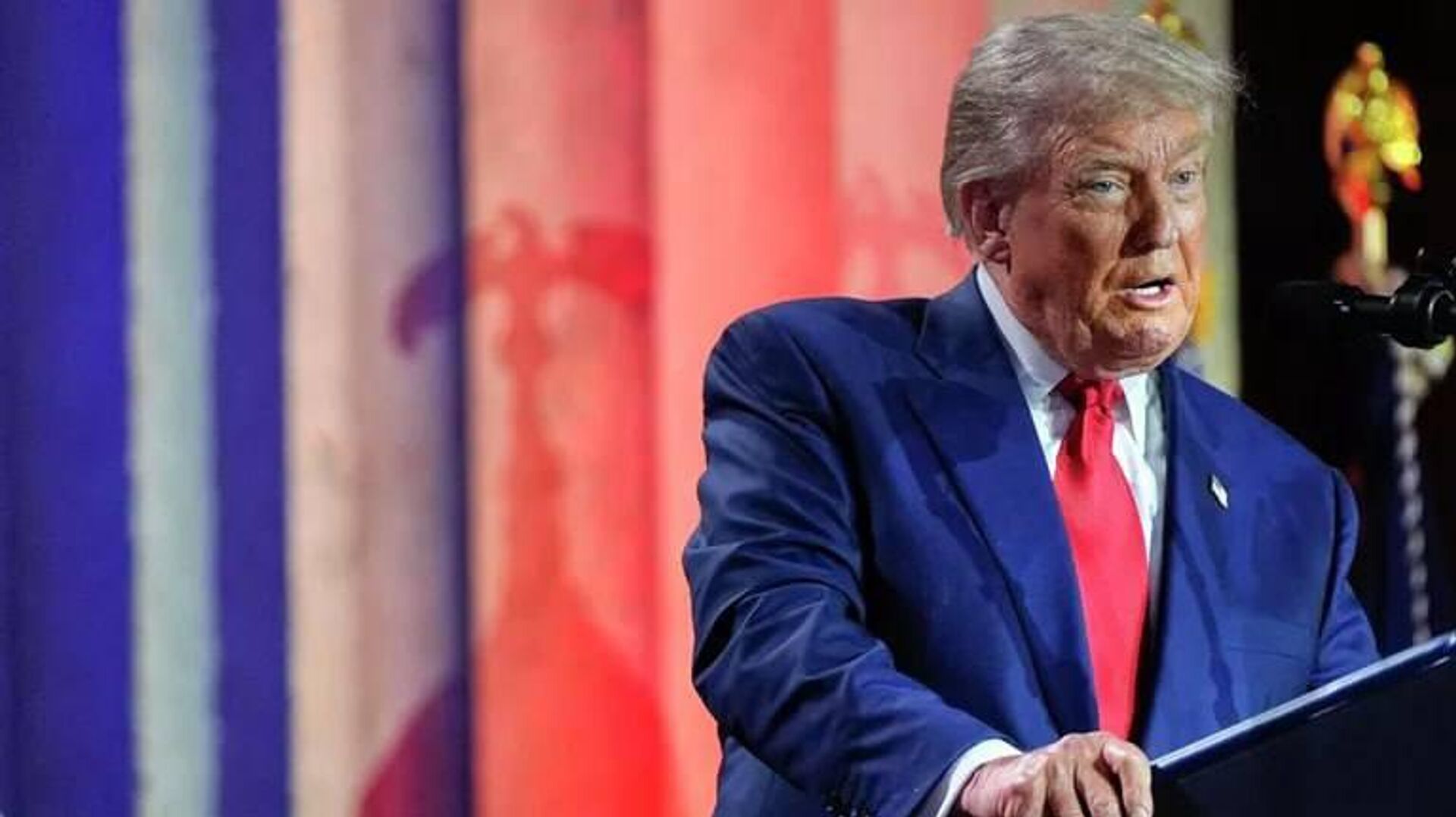 آمریکا و اتحادیه اروپا همچنین بر سر نرخ تعرفه واحد 15٪ توافق کردند آمریکا و اتحادیه اروپا همچنین بر سر نرخ تعرفه واحد 15٪ توافق کردند - اسپوتنیک ایران , 1920, 27.07.2025