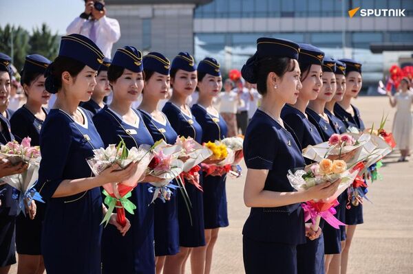 مراسم استقبال رسمی اولین پرواز مستقیم از مسکو به پیونگ‌یانگ کره شمالی - اسپوتنیک ایران  