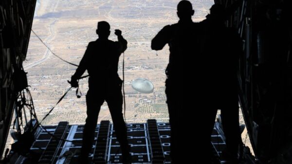 ارتش‌های اردن و امارات دو محموله کمک‌های بشردوستانه را از طریق هوا به نوار غزه ارسال کردند - اسپوتنیک ایران  