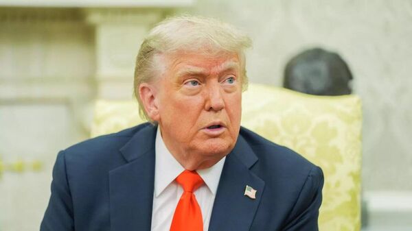 ترامپ معتقد است که کشورهای عضو بریکس ضد آمریکایی هستند - اسپوتنیک ایران  