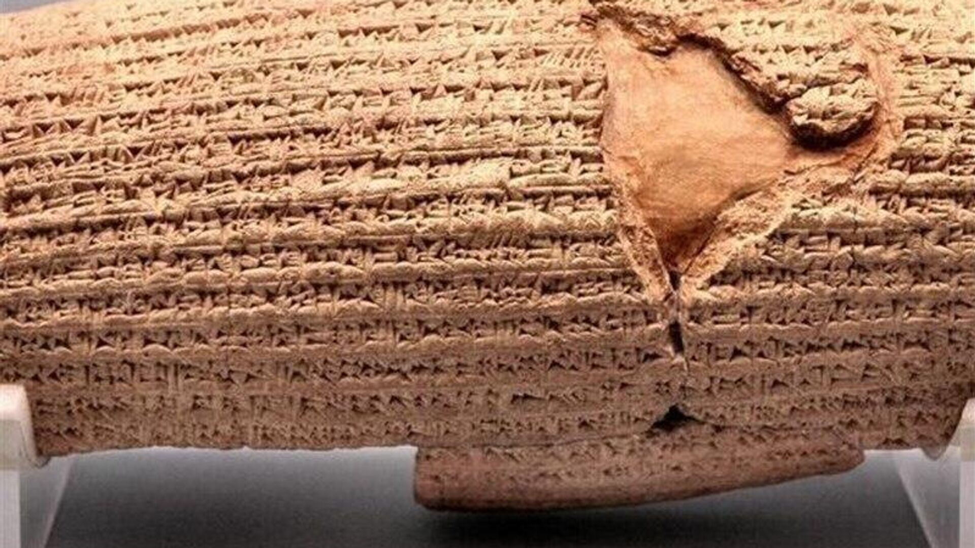 بریتانیا کدام آثار باستانی ایران را غارت کرده است؟ بریتانیا کدام آثار باستانی ایران را غارت کرده است؟ - اسپوتنیک ایران , 1920, 31.07.2025