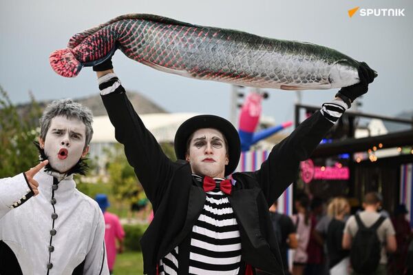 جشنواره هنر جوان تاوریدا - اسپوتنیک ایران  