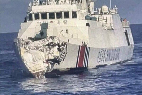 برخورد دو‌ کشتی نظامی چینی با هم هنگام تعقیب یک‌ کشتی فیلیپینی - اسپوتنیک ایران  